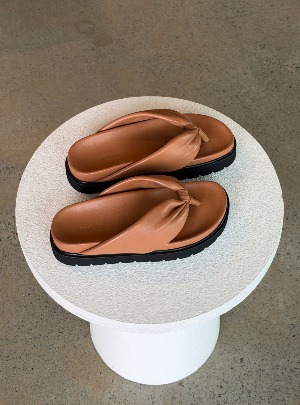 Meigh Leather Thongs - Tan