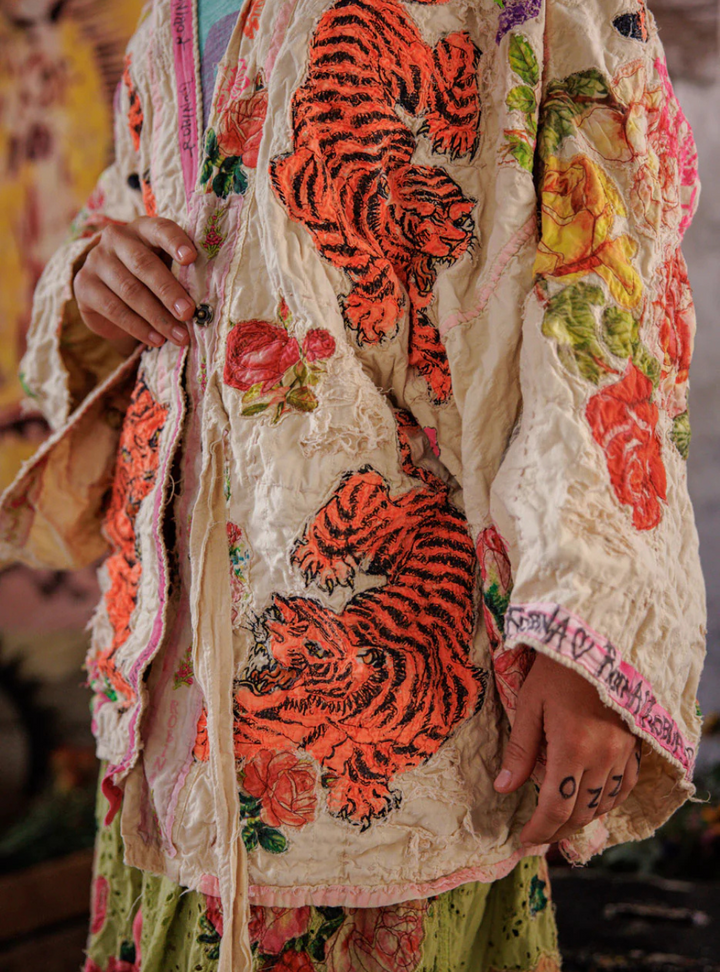 Magnolia Pearl Birch Daigo Kimono 1379 - Moonlight