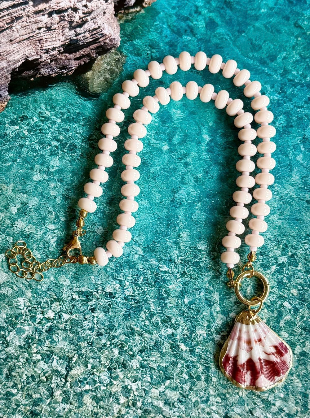 Cala Rosa Necklace
