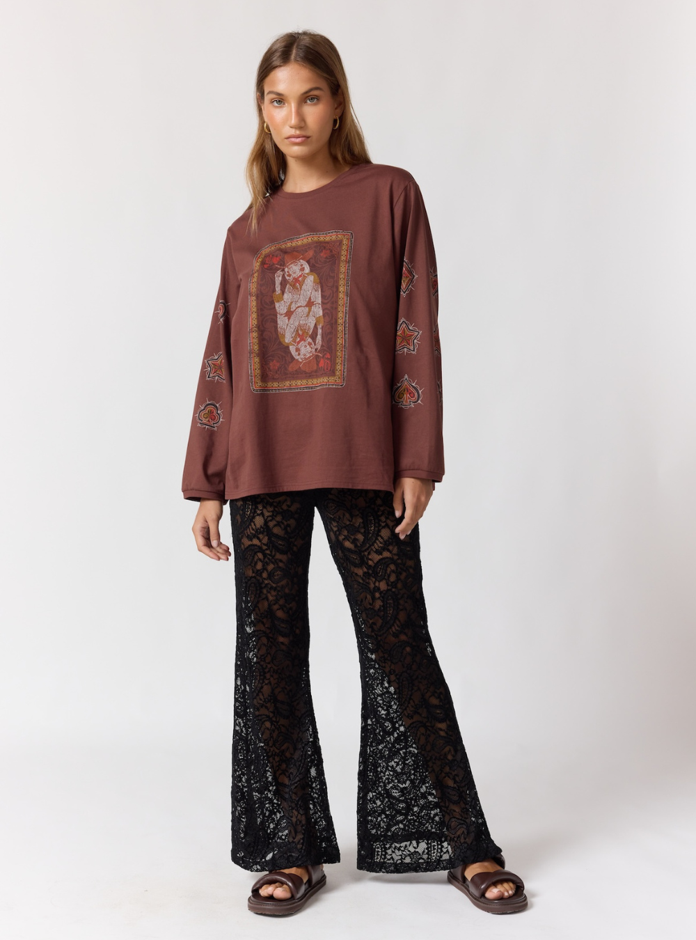 Queen of Hearts Long Sleeve Tee - Walnut