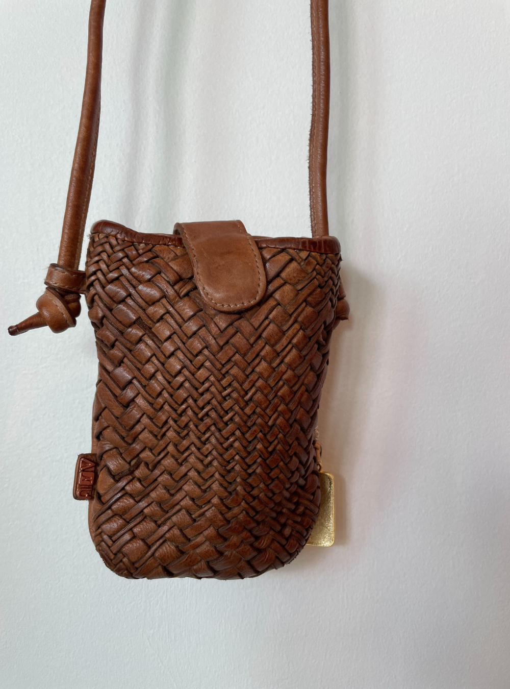 Tosca Phone Crossbody - Oak