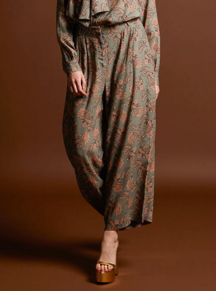 Everywhere Wide Leg Pant - Vintage Paisley