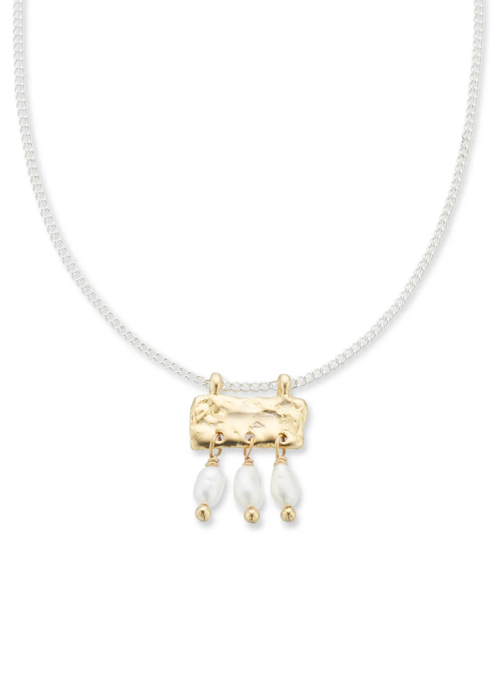 Calm Blue Ocean Pearl Necklace