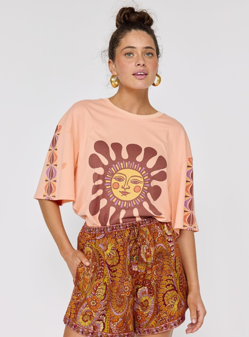 Rainbow Chaser Tee - Peachy