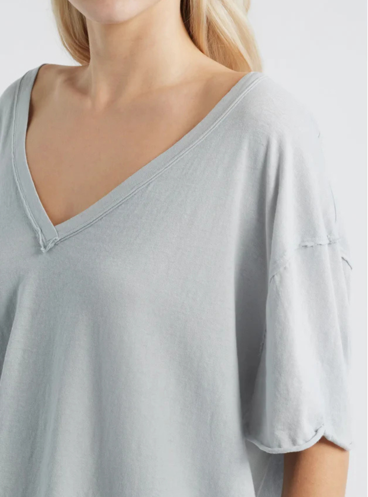 Nina V-Neck Tee - Pearl Blue
