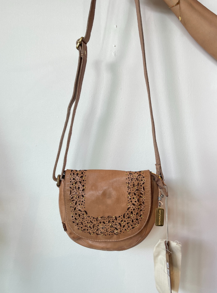 Piazza Crossbody - Taupe