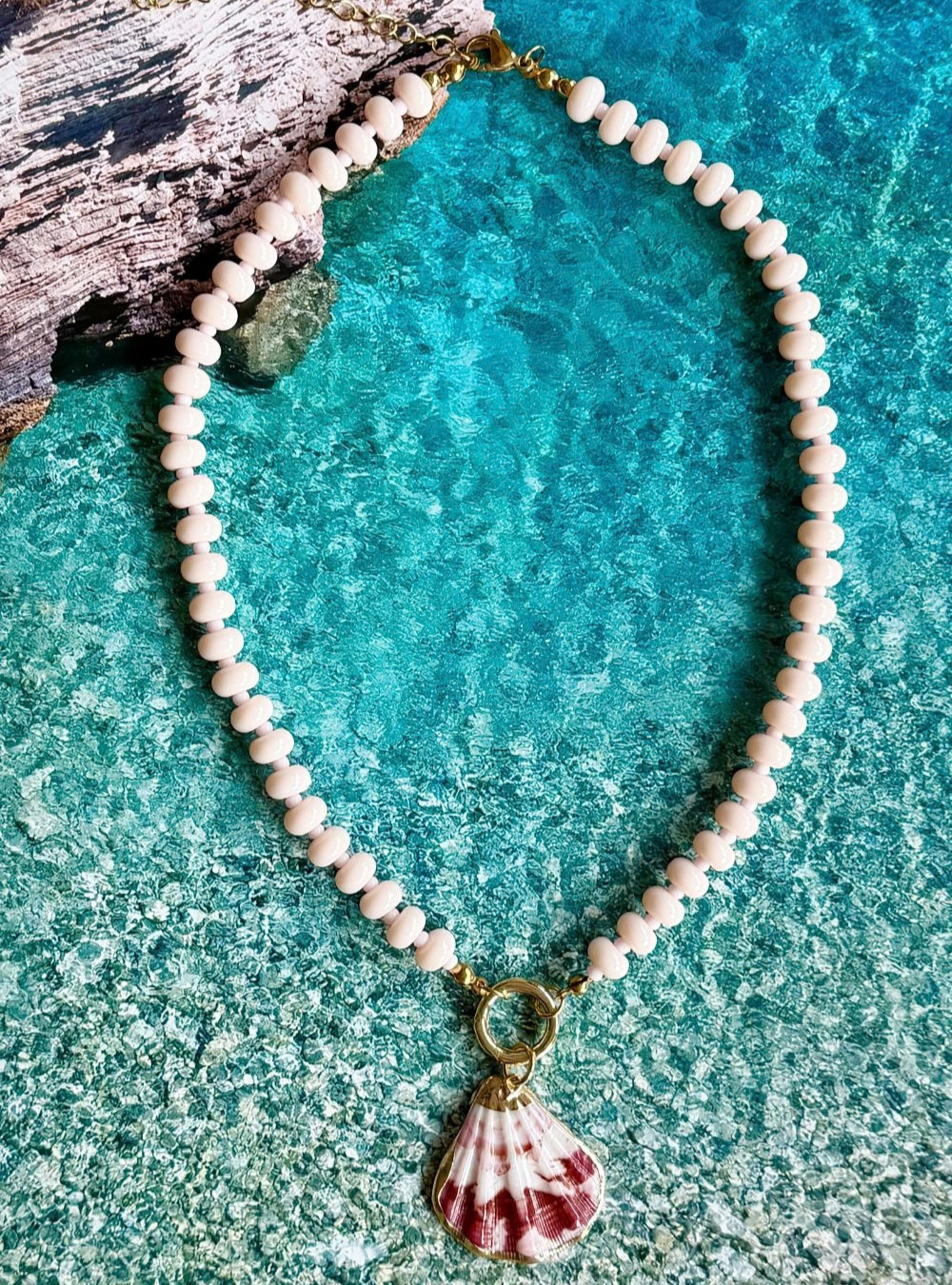 Cala Rosa Necklace