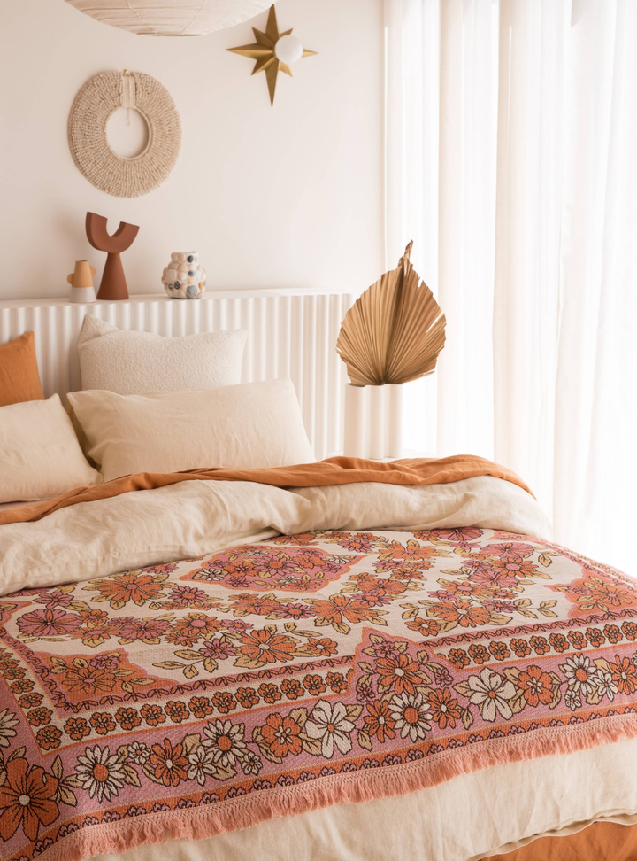 The Daisy Pink Rug: Large