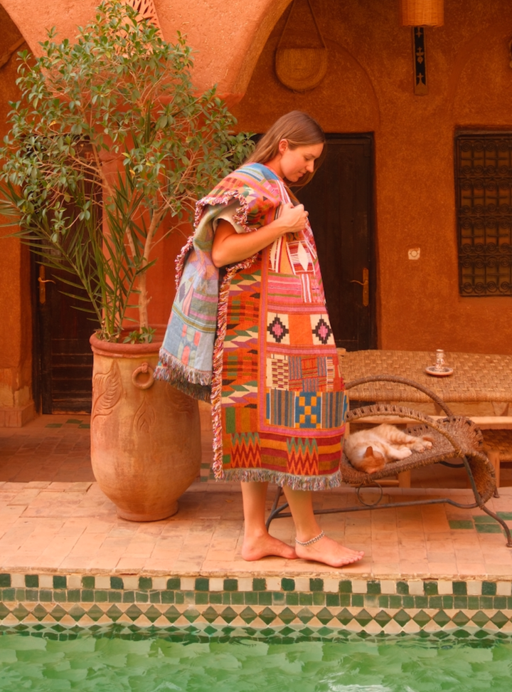 The Opblue Rug: Large