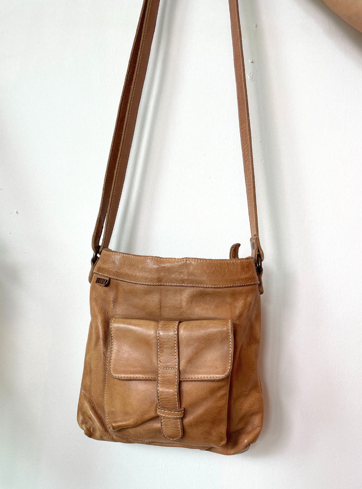 Presley Tab Crossbody - Sand