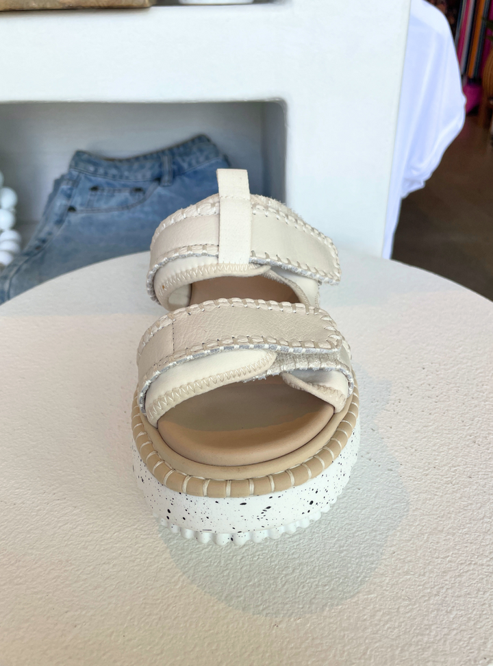 Daru White/Beige Multi Sandals