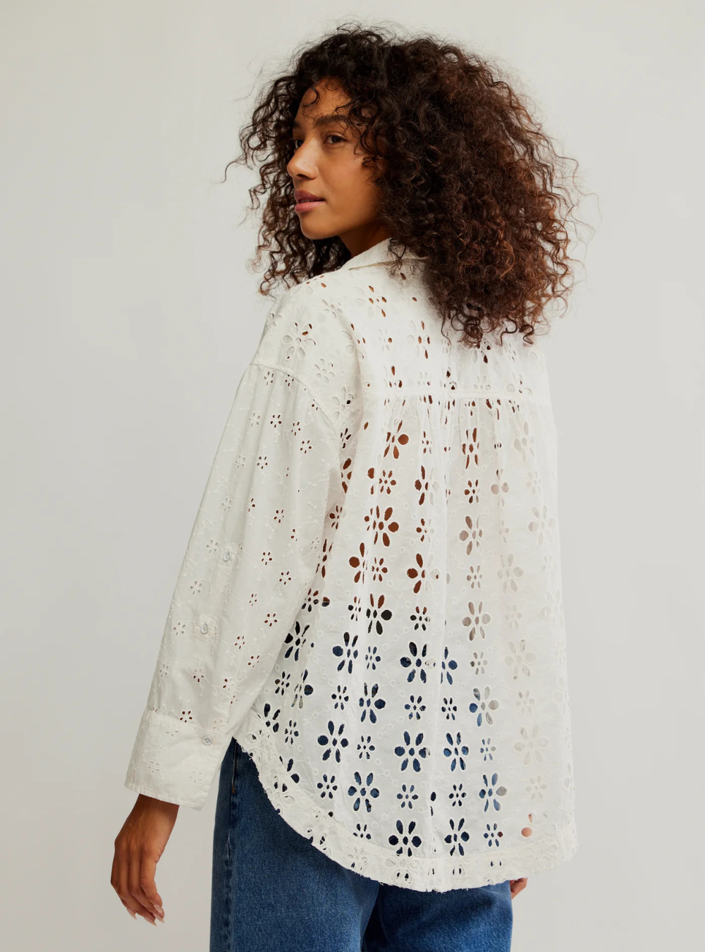 Mae Eyelet Shirt - Ecru Wash
