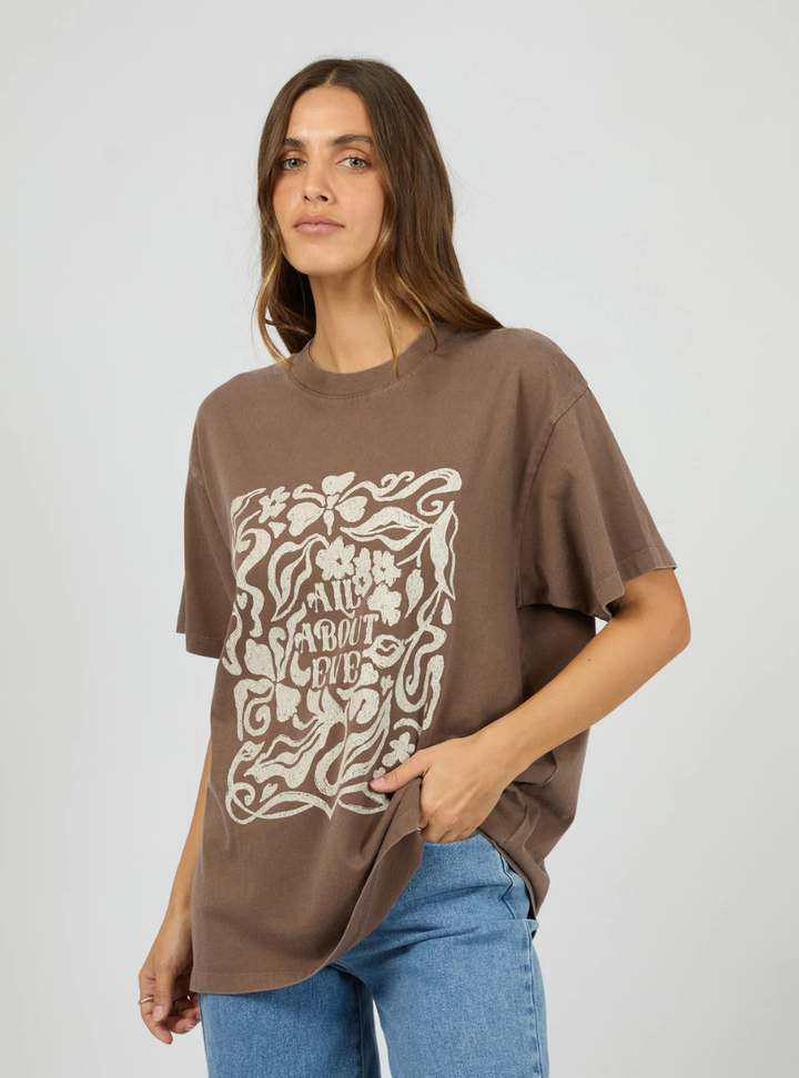 Fields Relaxed Tee - Coffee