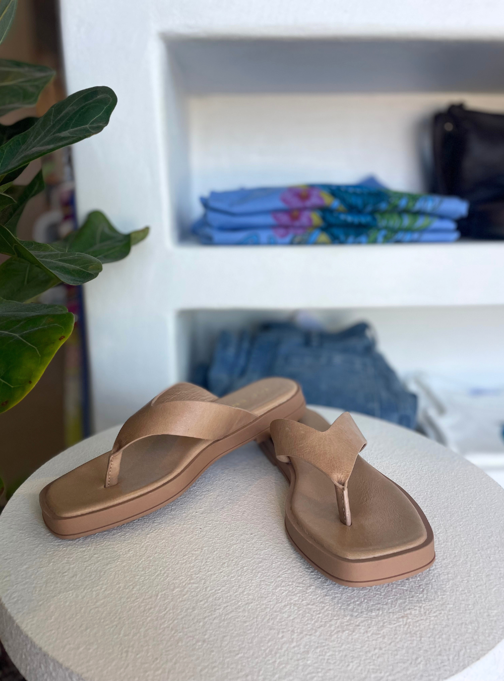 Teige - Cappuccino Leather