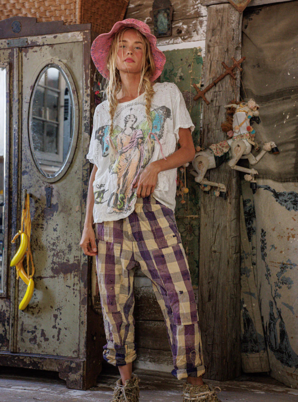 Magnolia Pearl Child Of The Cosmos Tee 2841 - True | PRE-ORDER