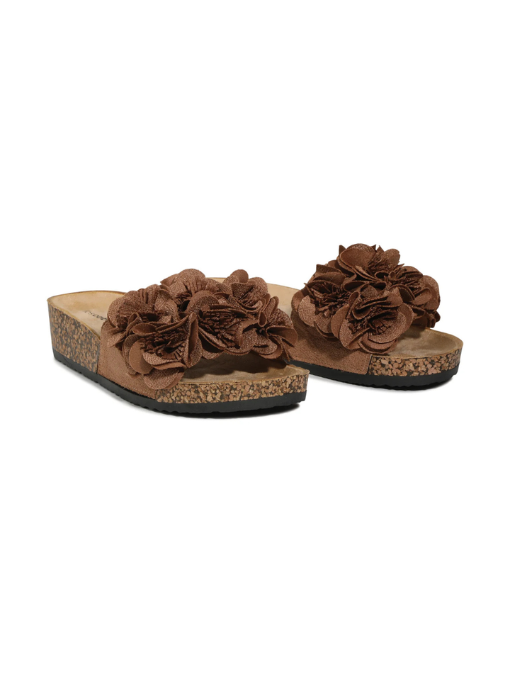 Corsage Slide - Truffle