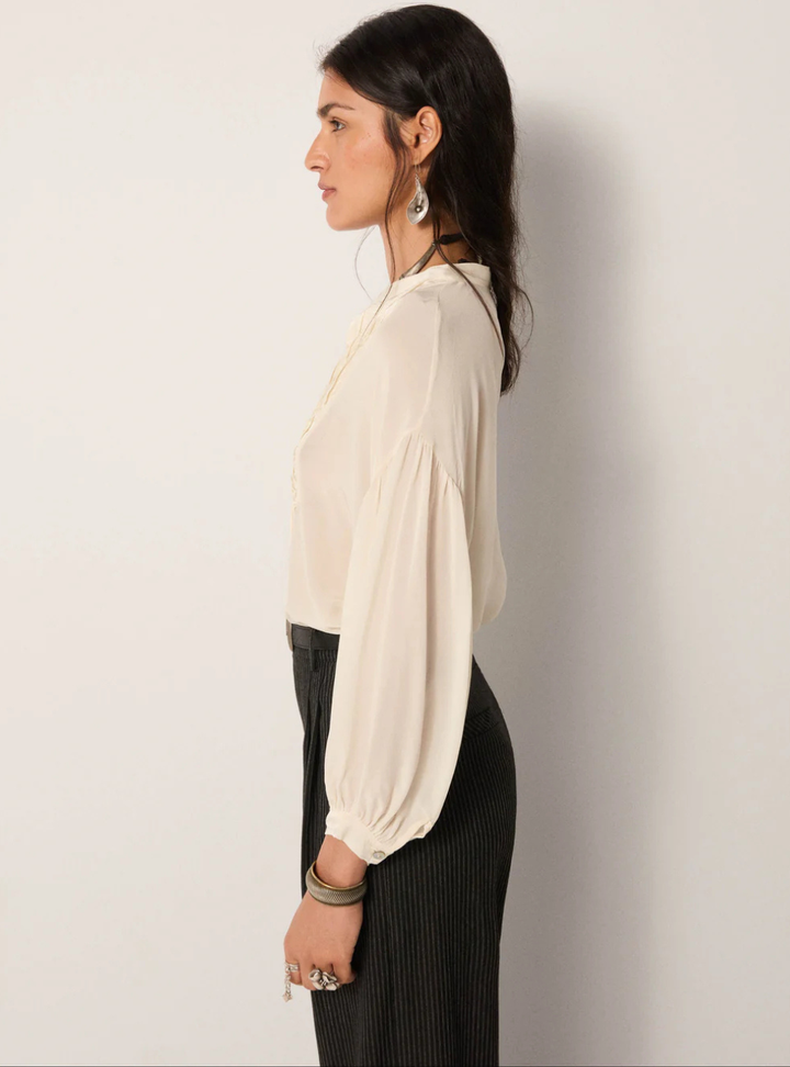 Giovanni Blouse - Tuxedo Pearl
