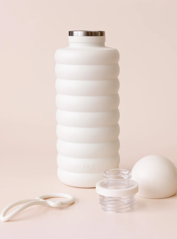 The Bubble Reusable Water Bottle 700ml - Vanilla