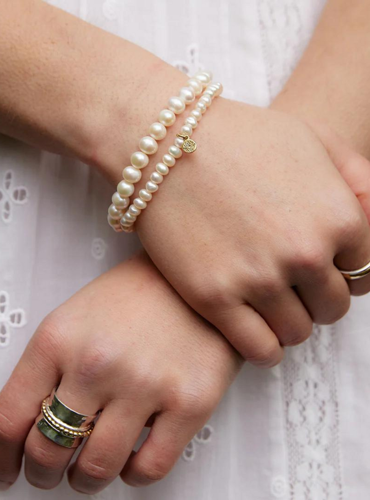 Pearl Healing Gem Bracelet